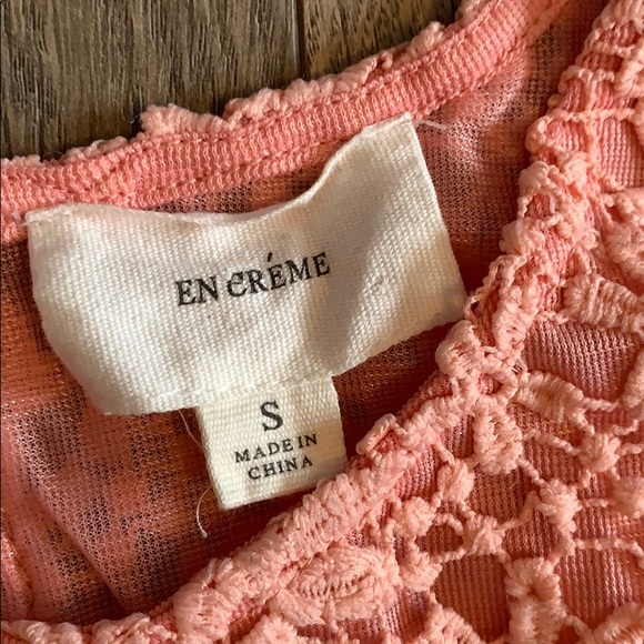 Orange/peach lace floral tank - Picture 2 of 3